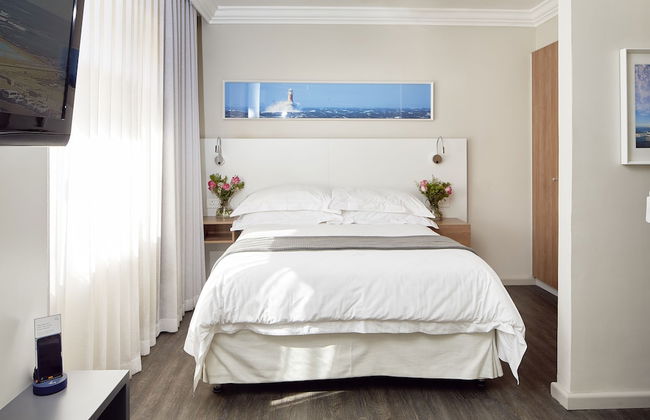 First Group Riviera Suites - Photo 21