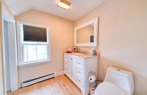 3 Bedroom Cape House by Leavetown Vacations - Photo 7