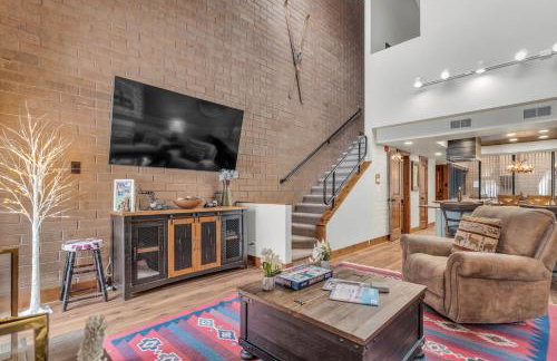 Park Ave Condo Pool Access Near Skiing - Photo 1