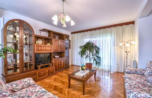 Stunning Home In Labin With Wifi - Photo 3