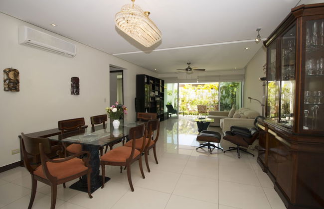 Downtown Apartment Oasis 12 - Photo 21