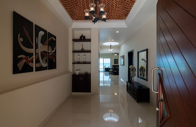 Beachfront Homes by Playa Paradise - Photo 2
