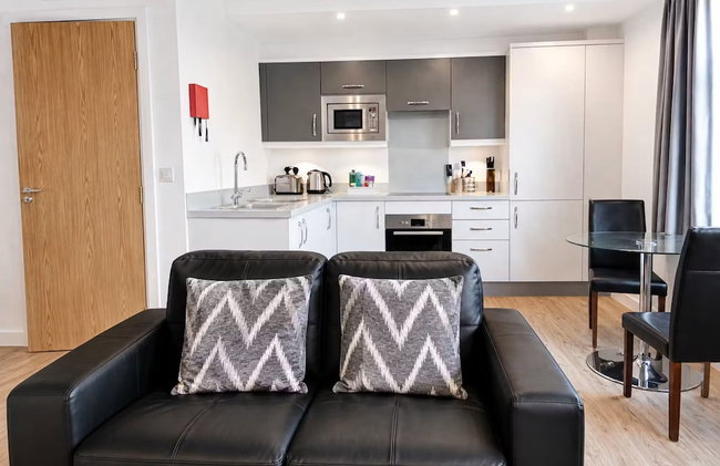 Roomspace Serviced Apartments - Swan House - Photo 15
