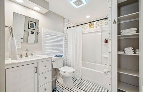 Riverside Getaway Newly Renovated WasherDryer - Foto 29