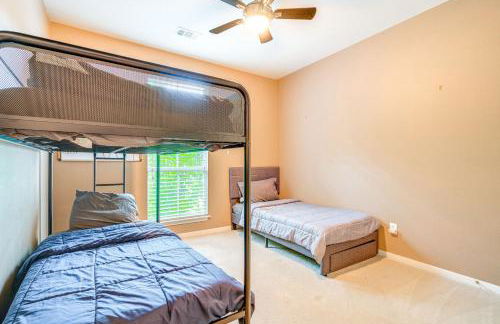 5 Mi to Lake Cedar Park Home with Outdoor Oasis - Foto 24