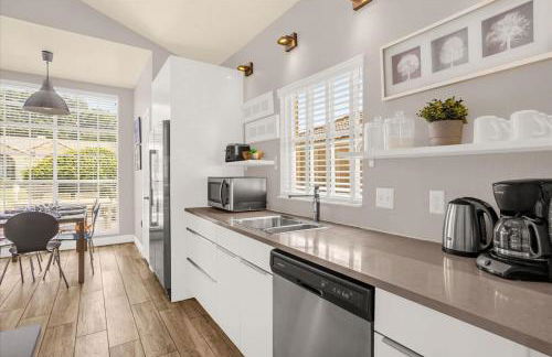 Spacious Home w Garden BBQ and Games at Golf Club - Foto 33