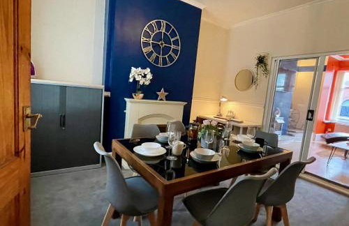 Kimberworth 4 Bedrooms House 8 Beds Close to M1 Suitable For Longer Stay - Foto 34