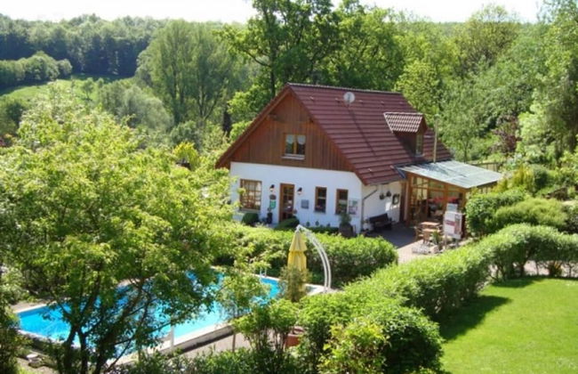 Holiday Home in Germany With Garden Terrace - Photo 8