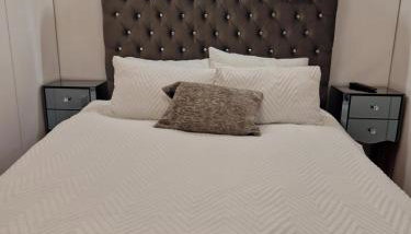 Cozy & Contemporary Lodge by the woods - Foto 2