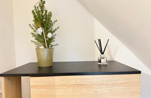 Spacious Luton Airport Accommodation - Perfect for Contractors, Families, Tourists & Long Stays - Foto 42