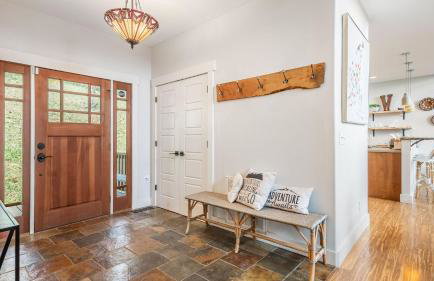 Private Retreat w/ Hot Tub, Amazing Views, Game Room Silver Spoon by Avantstay - Foto 24