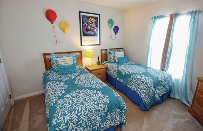 2633 Trafalgar Village - Photo 64