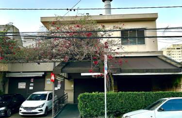 Moema URBAN Heaven - Piscina - Prox Metro - Prox Sh Ibirapuera - Cama Queen - Internet 500mbps - Ar cond - Cozinha completa - Academia - Churrasqueira - Foto 79