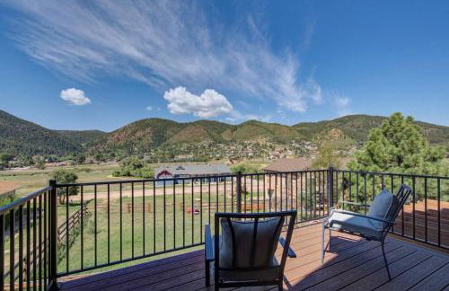 Picturesque Pueblo at Palmer Lake Sleeps 14 - Foto 1
