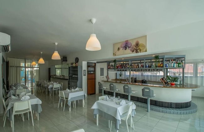 Plaza Europa - Photo 23