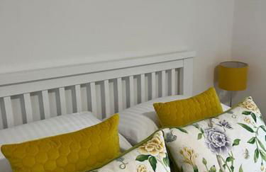 No5 at 53 - 2 bed apartment in Leek, Staffs Peak District - Photo 8