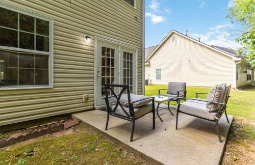 5-Bed Gem Close to Duluth Fun Sleeps 16 - Foto 29