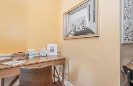 Downstairs 2 Bedroom Apt- Pet Friendly- walking distance to beach & shops - Foto 11