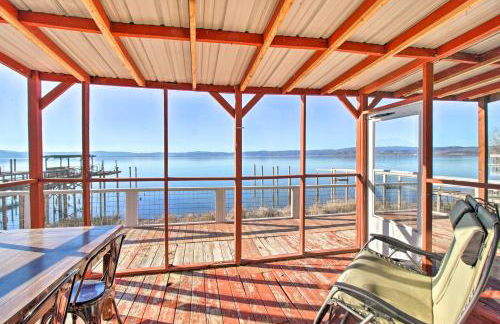 Lakefront Sanctuary with Mount Konocti Views - Foto 18