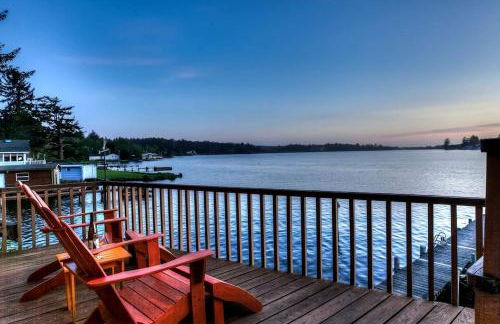 Breathtaking Beach House with Fireplace and Gorgeous Sights in Otis, Oregon - Foto 7