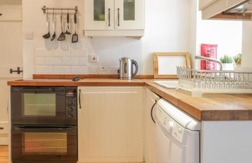 Sweetpea Cottage - Photo 7