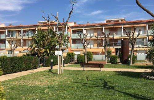 Apartamento Port Marino Piscina Parking Gratis y Terraza en Cambrils - Photo 25