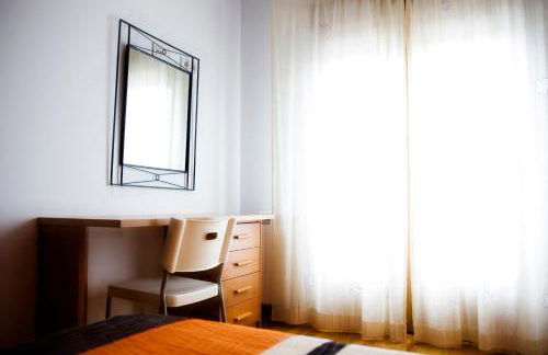 Apartamentos la Pasarela - Foto 9