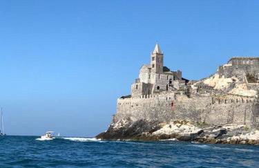 San Terenzo Poets of the sea with parking and balcony - Photo 46