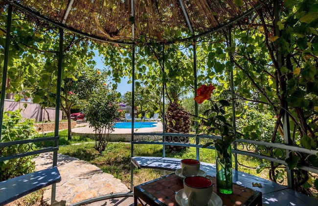 Villa Belezza Sleeps 8 With Pool - Foto 36