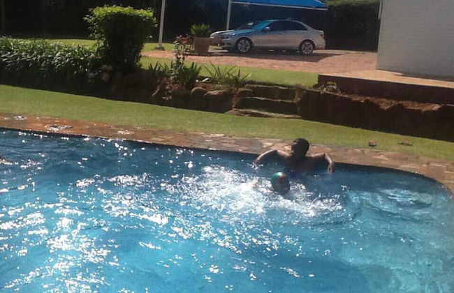 2 Bedroom Executive & Holiday Suburban Home - Foto 24