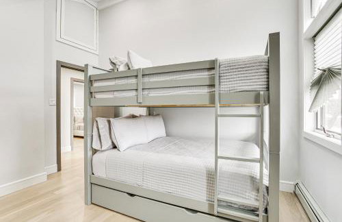 Waterfront Lake Hopatcong Home with Boat Dock! - Foto 21