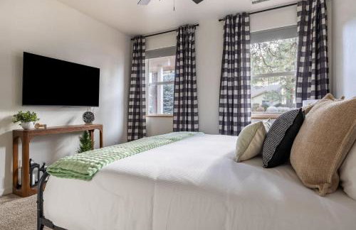 Flagstaff Retreat with Hot Tub - Foto 16