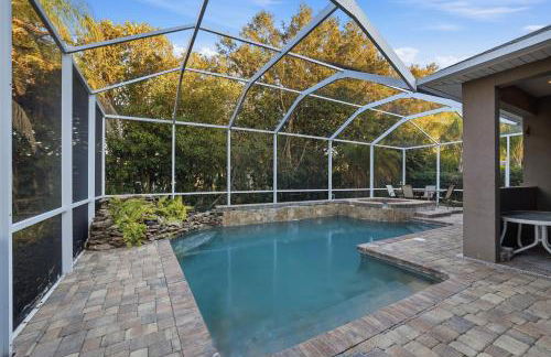 Charming 3BR Oasis Comfort, Pool & Sunshine home - Foto 13