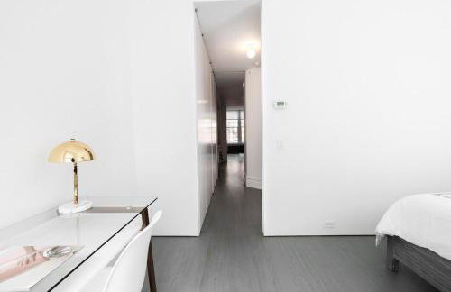 E10-2 Designer East Village Townhouse 1BR W D - Foto 18
