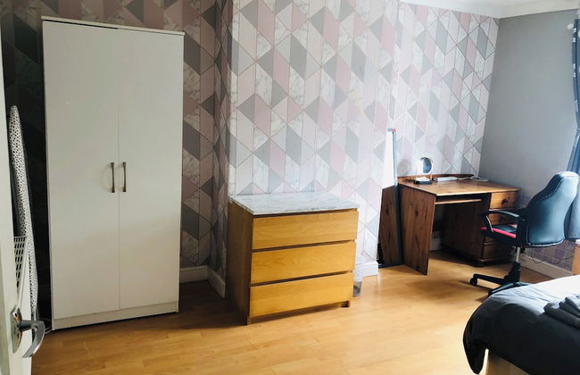 Lovely 3-bed Charming Apartment in Portsmouth - Foto 6