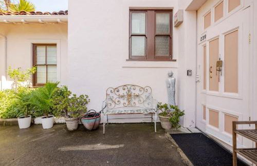 Elegant Spacious Prvt Studio Upscale Berkeley - Photo 2