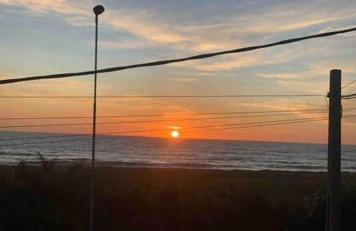 Unamar, conforto em frente a praia! - Foto 43