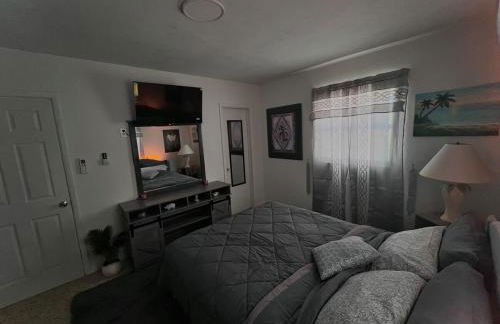 5 Min to Siesta Key Beach Spacious 2BR Getaway - Foto 17