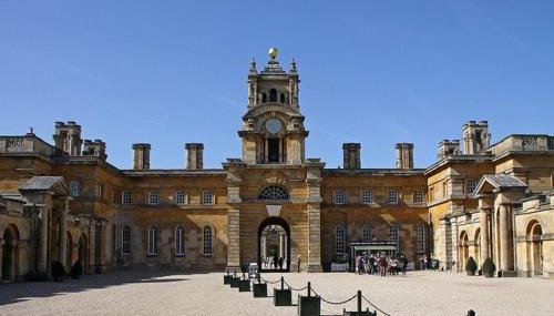 Family home-from-home cottage on working estate - Foto 4