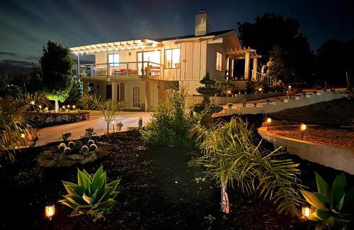 Hilltop Penthouse Cottage with Sweeping Views - Foto 3