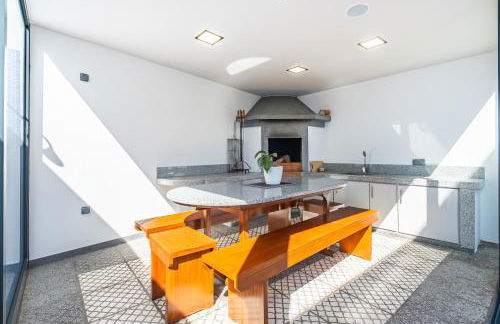 Hillside Villa - Photo 16