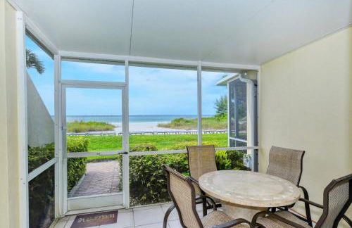 LaPlaya 103A Time to relax Enjoy the peaceful, private beach just a shells throw from your door - Foto 11