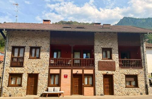 La Chimenea, Apartamentos Valle de Camaleño - Photo 4