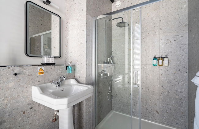 Crescent Place by Mansley - Photo 49