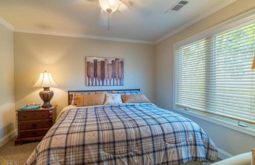 Riverfront home within walking distance of Helen - Foto 12