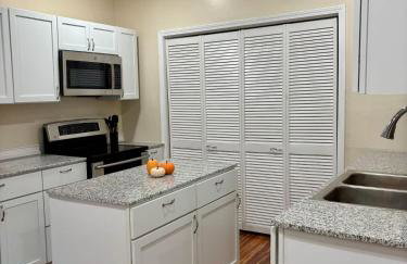 Family Home Minutes from Downtown Cincy - Foto 23