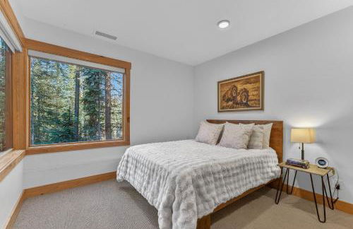 Black Diamond Chalet! Quiet, Private Mountain Luxury- Near Tamarack Resort- Lake Cascade - Foto 23