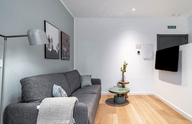 Limehome Sevilla Ronda de Capuchinos - Photo 40