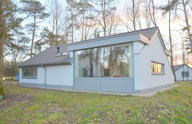 Alluring Holiday Home in Limburg near Forest - Photo 27