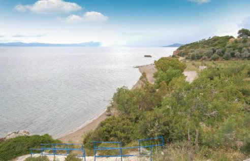 Two-Bedroom Holiday Home In Livanates - Foto 27